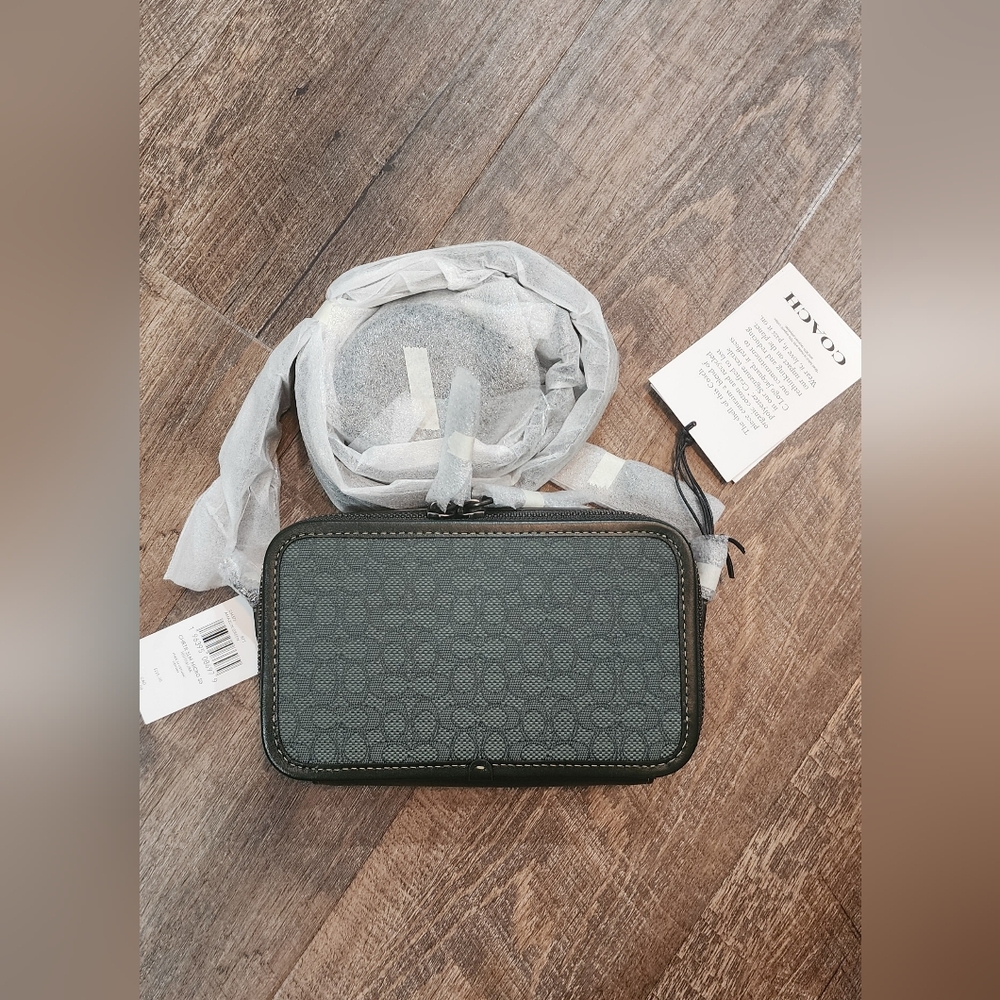 COACH Charter Slim Crossbody In Micro Signature Jacquard - Picture 7 of 12